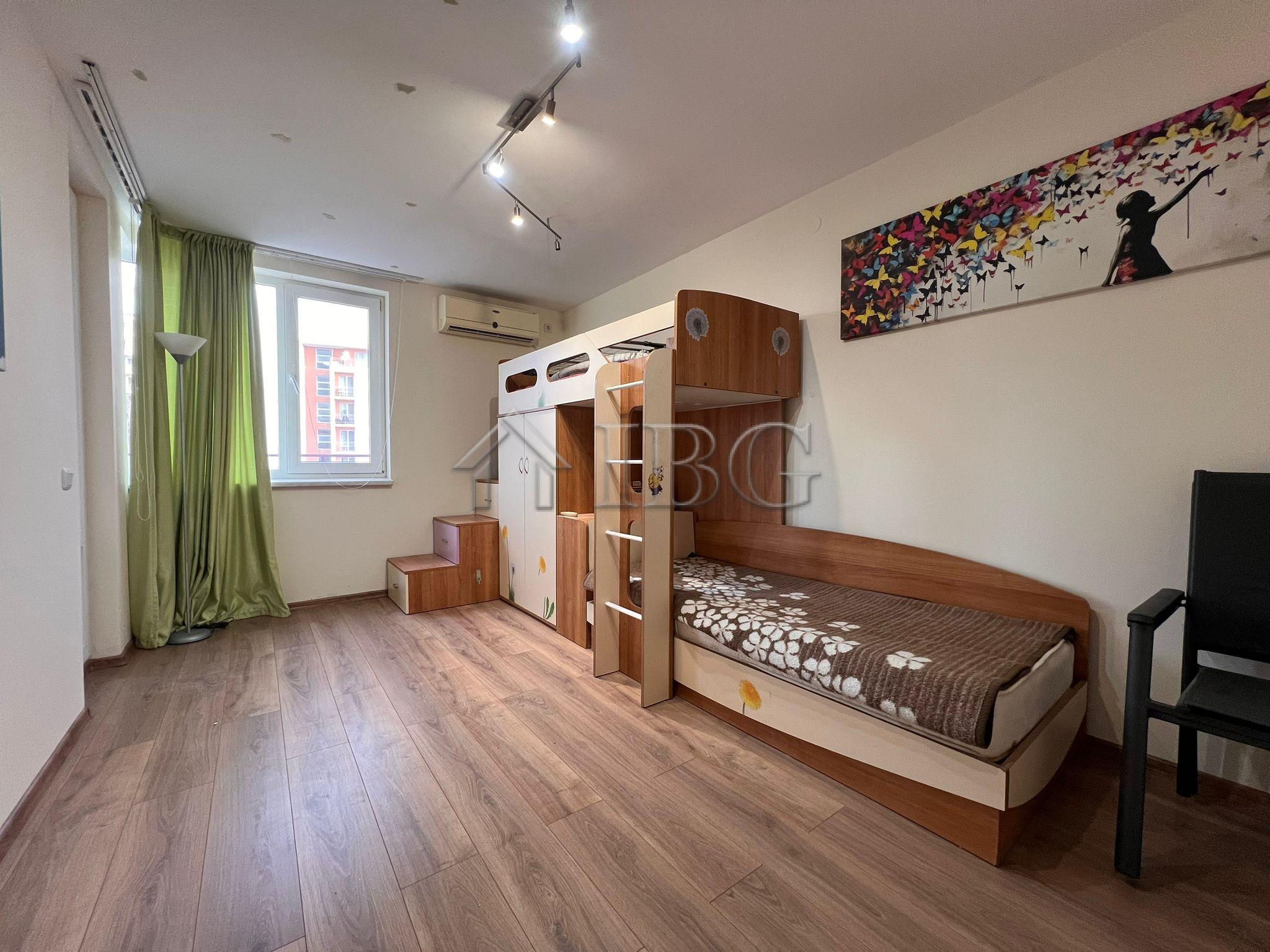 Spacious 2-Bedroom Apartment Marina View Fort Beach, Sveti Vlas — photo 10 of 25