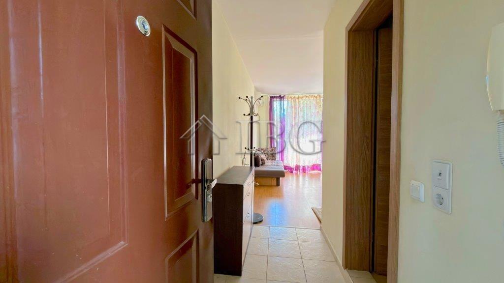 Studio with Pool View Orchid Fort Club, Sunny Beach — photo 12 of 24