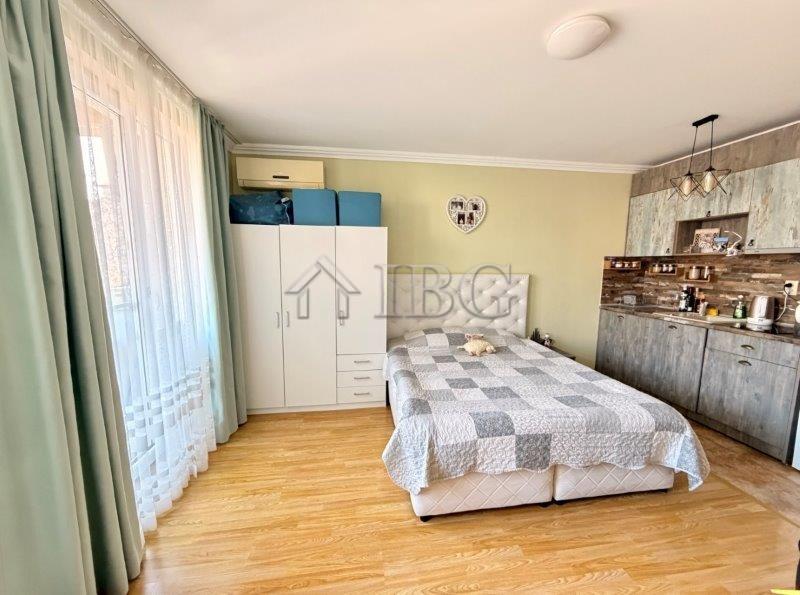 Bright studio with balcony in Melia Resort 6, Nessebar, 5 min to the beach — photo 6