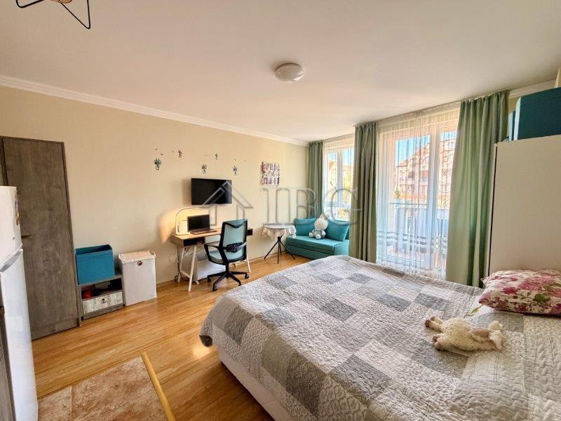 Bright studio with balcony in Melia Resort 6, Nessebar, 5 min to the beach — photo 12 of 16