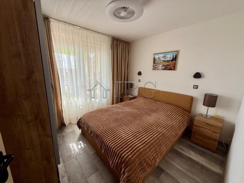 Sea View One-Bedroom Apartment in Orange 3, Sveti Vlas — photo 18 of 25