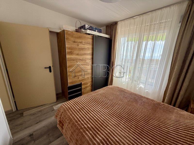 Sea View One-Bedroom Apartment in Orange 3, Sveti Vlas — photo 19 of 25