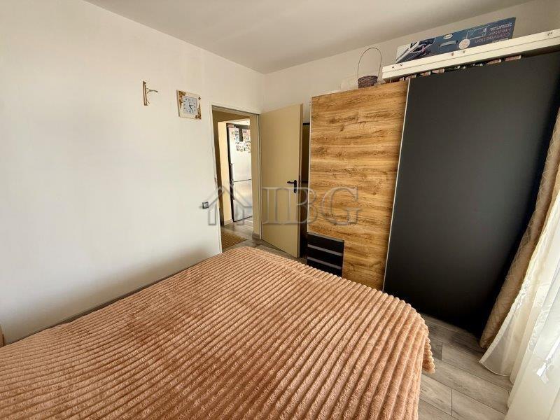 Sea View One-Bedroom Apartment in Orange 3, Sveti Vlas — photo 20 of 25