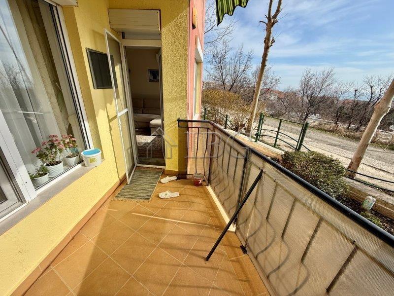 Sea View One-Bedroom Apartment in Orange 3, Sveti Vlas — photo 16 of 25