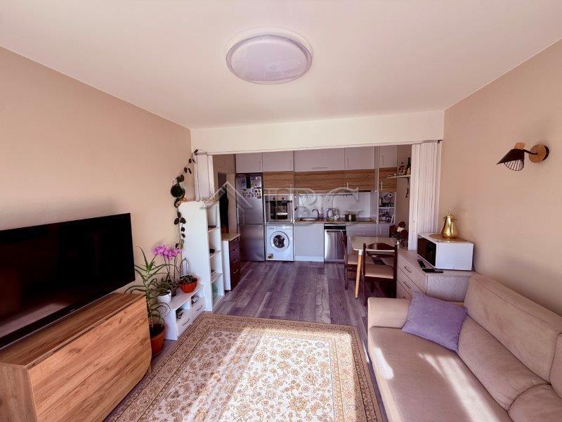 Sea View One-Bedroom Apartment in Orange 3, Sveti Vlas — photo 6 of 25