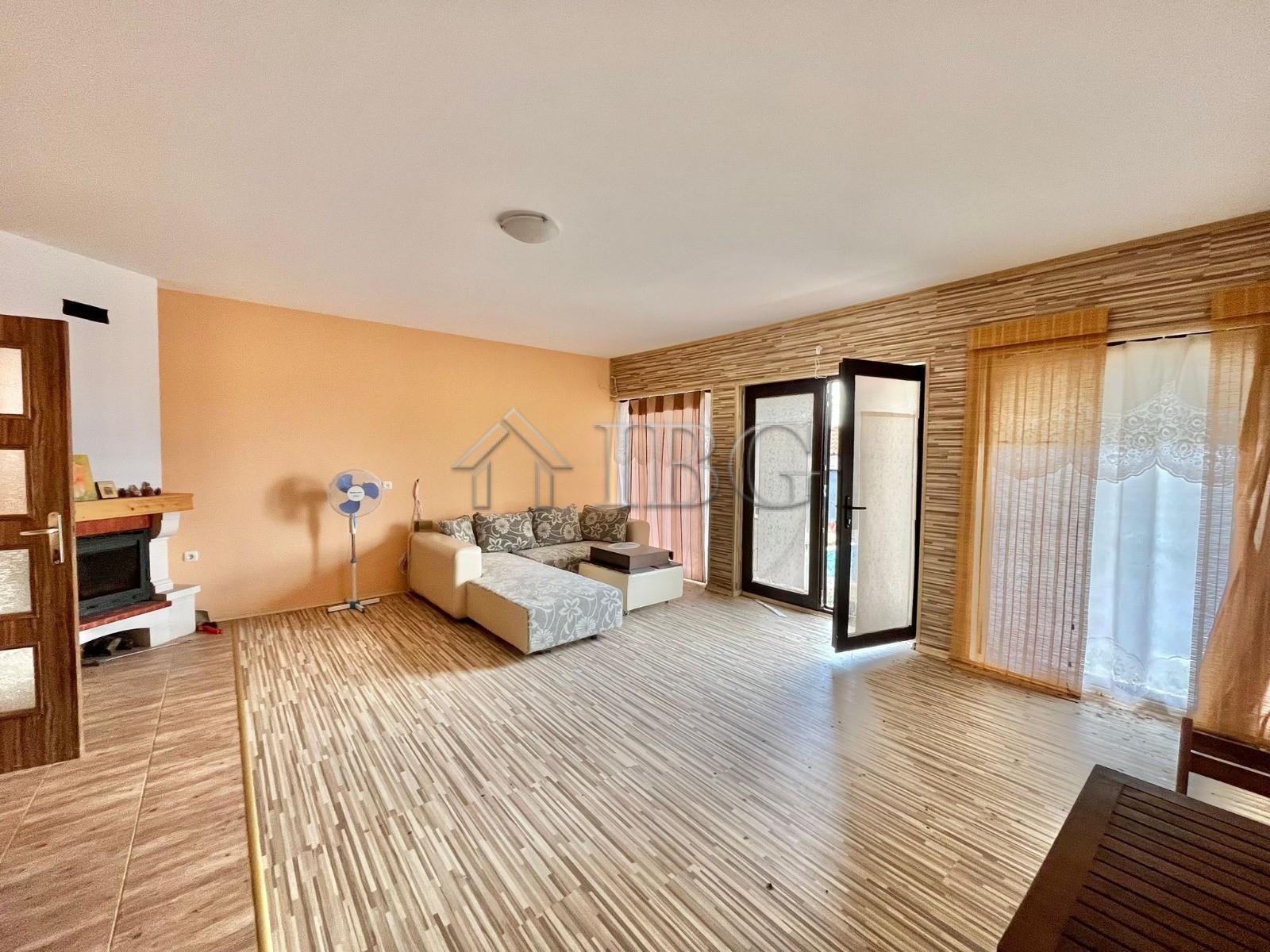 Detached House with Pool, No Maintenance Fee Goritsa Village — photo 2