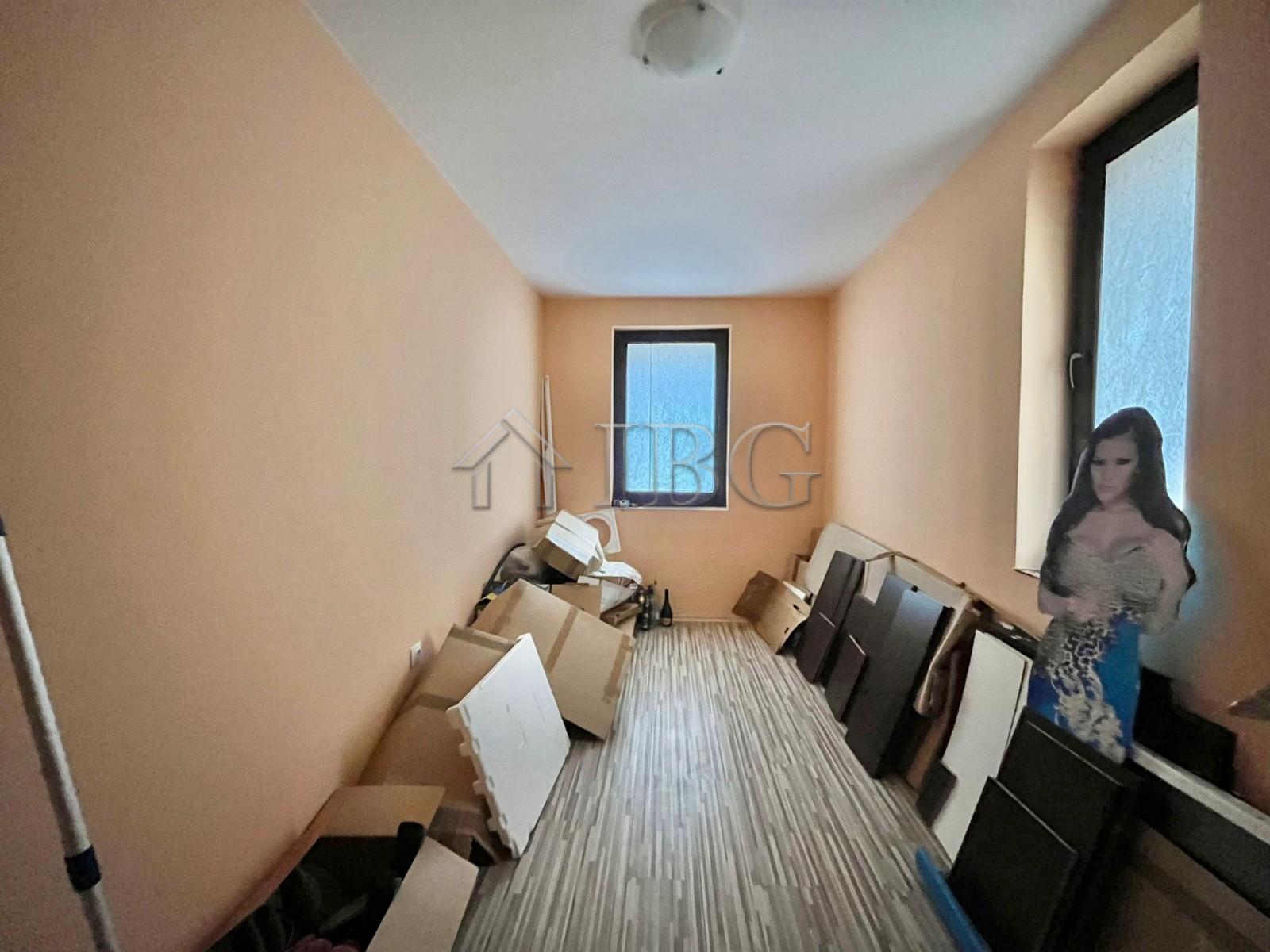 Detached House with Pool, No Maintenance Fee Goritsa Village — photo 13 of 18