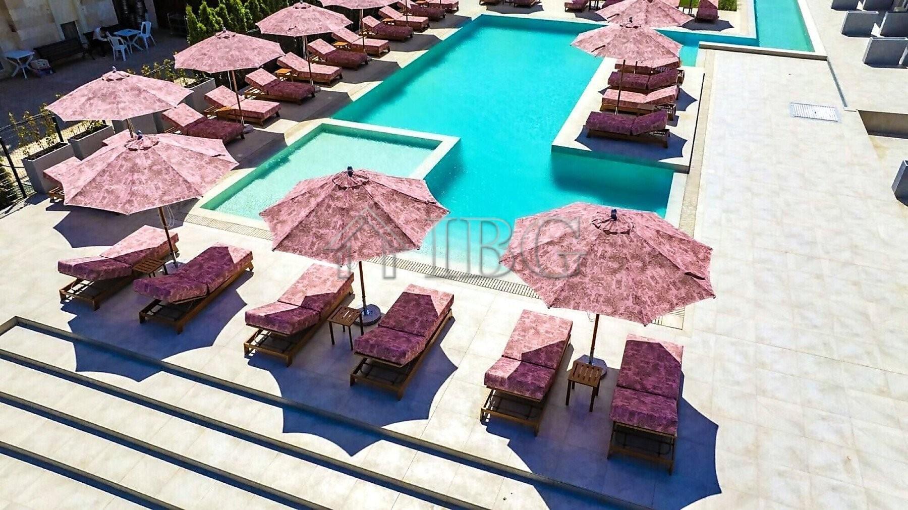 Spacious modern furnished studio with balcony in a New Complex J'adore Secret Garden, Sunny Beach — photo 13 of 20