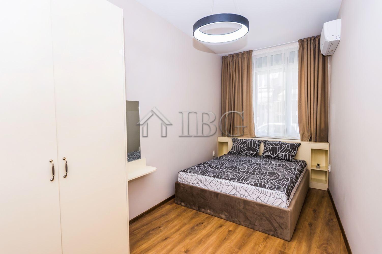 Luxury 1-Bedroom Apartment with Garage Lazur District, Burgas — photo 5 of 14