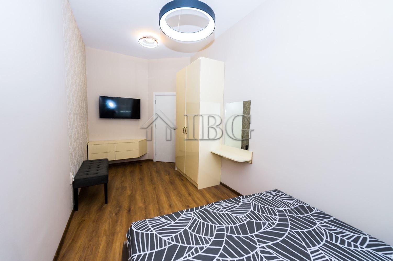 Luxury 1-Bedroom Apartment with Garage Lazur District, Burgas — photo 6 of 14