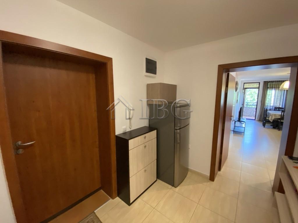 Spacious Apartment with 2 Bedrooms, 1 ½ bathrooms and 17. sq. m. terrace Etara 3, Sveti Vlas — photo 17 of 25