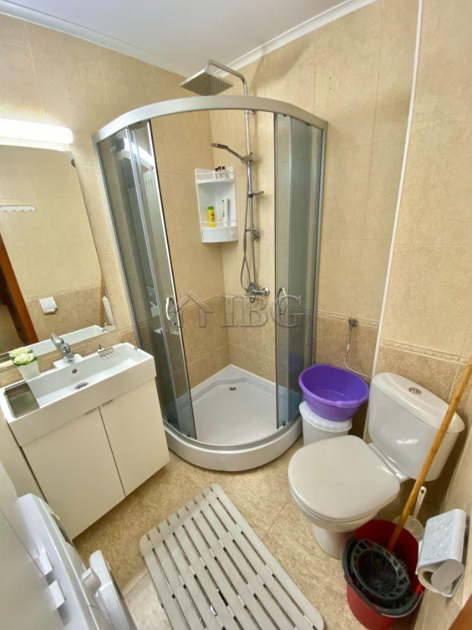 Spacious Apartment with 2 Bedrooms, 1 ½ bathrooms and 17. sq. m. terrace Etara 3, Sveti Vlas — photo 18 of 25