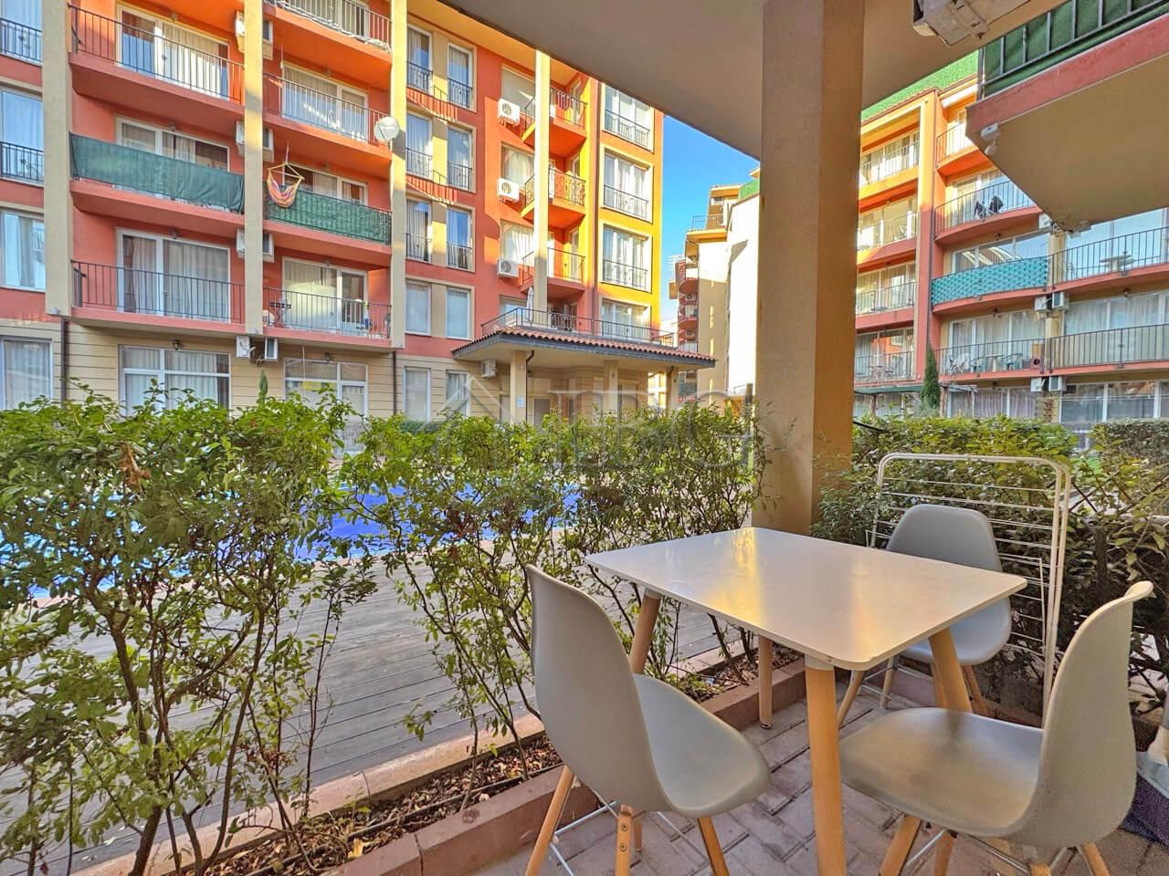 Studio with Balcony and Pool view in Sunny View Central, Sunny Beach — photo 4