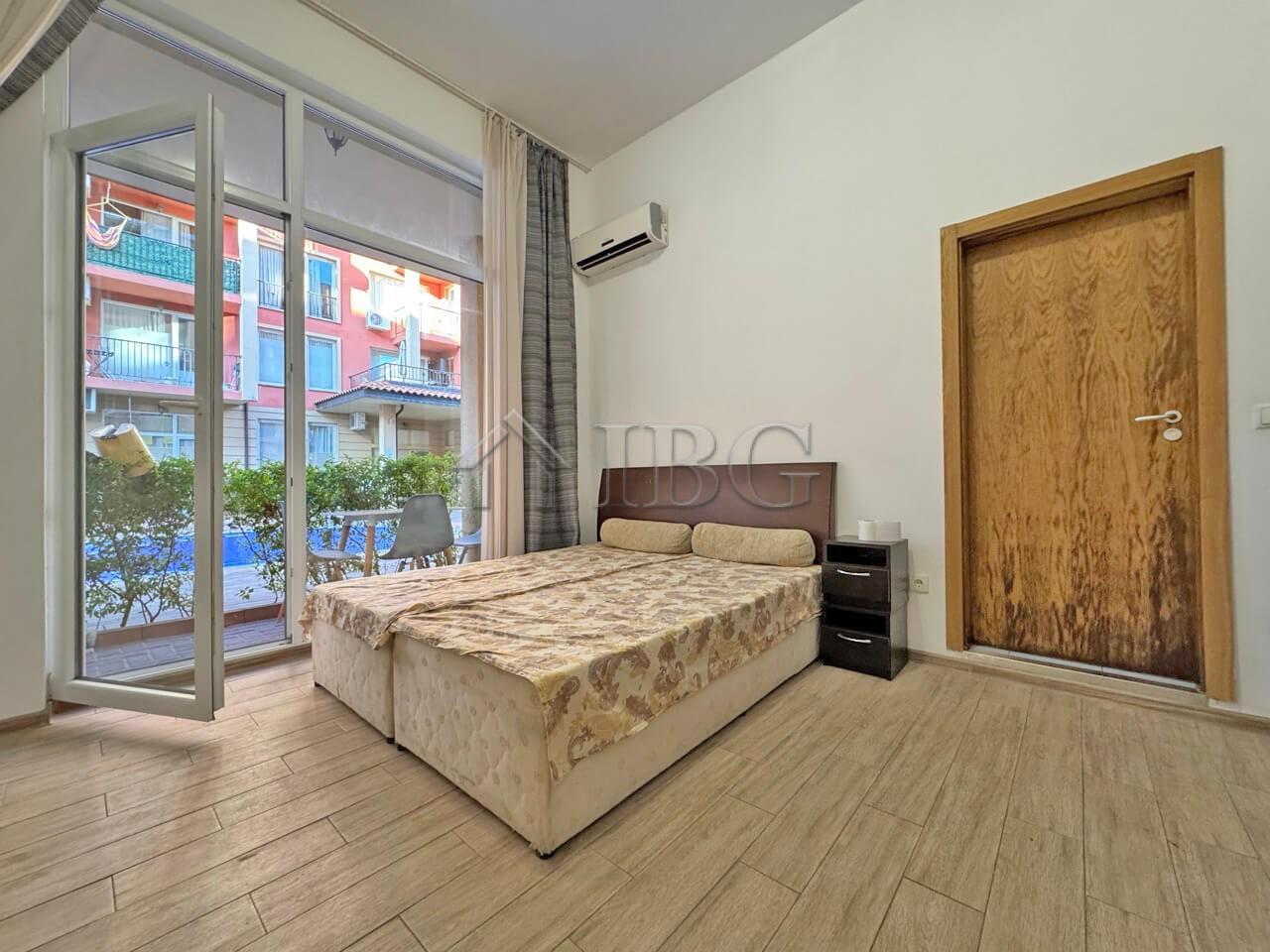 Studio with Balcony and Pool view in Sunny View Central, Sunny Beach — photo 7 of 9