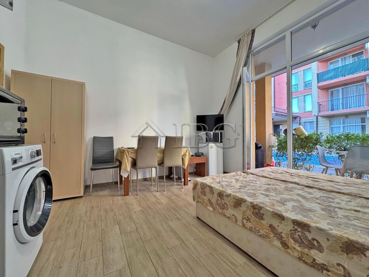Studio with Balcony and Pool view in Sunny View Central, Sunny Beach — Nessebar
