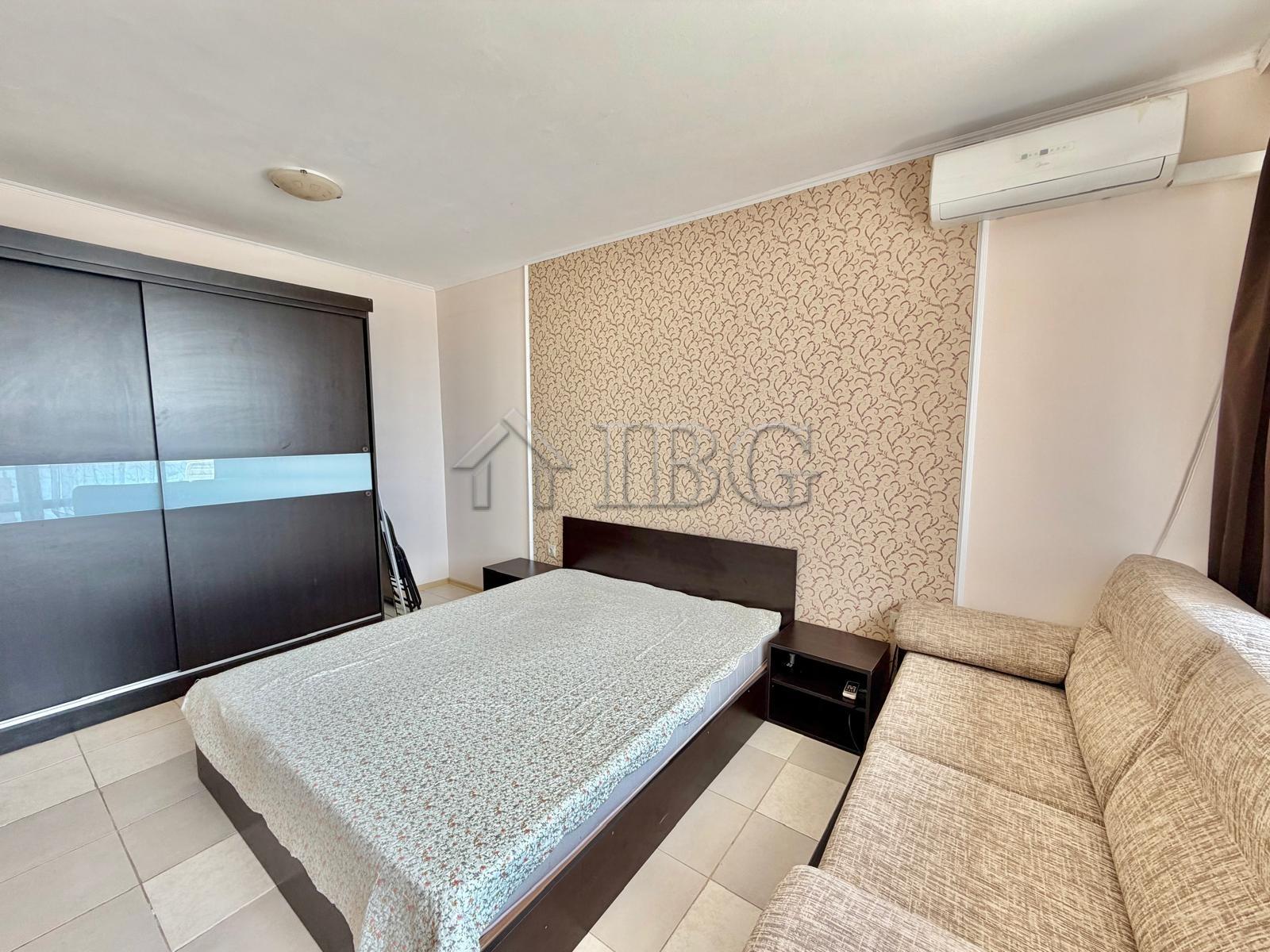 Absolute First Line - Beachfront Home on the Sand, Summer Building, Sunny Beach — photo 14 of 19