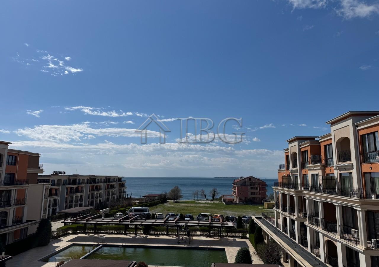 Beachfront Studio with Sea & Pool View Premier Fort, Sveti Vlas — photo 5
