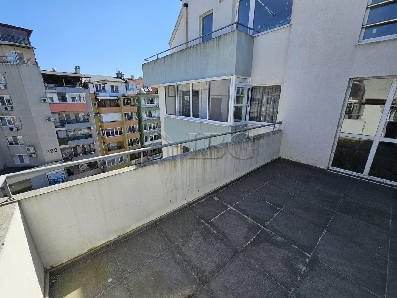 Spacious 2-Bedroom Apartment with 2 Terraces Meden Rudnik, Zone B, Burgas — photo 13 of 24