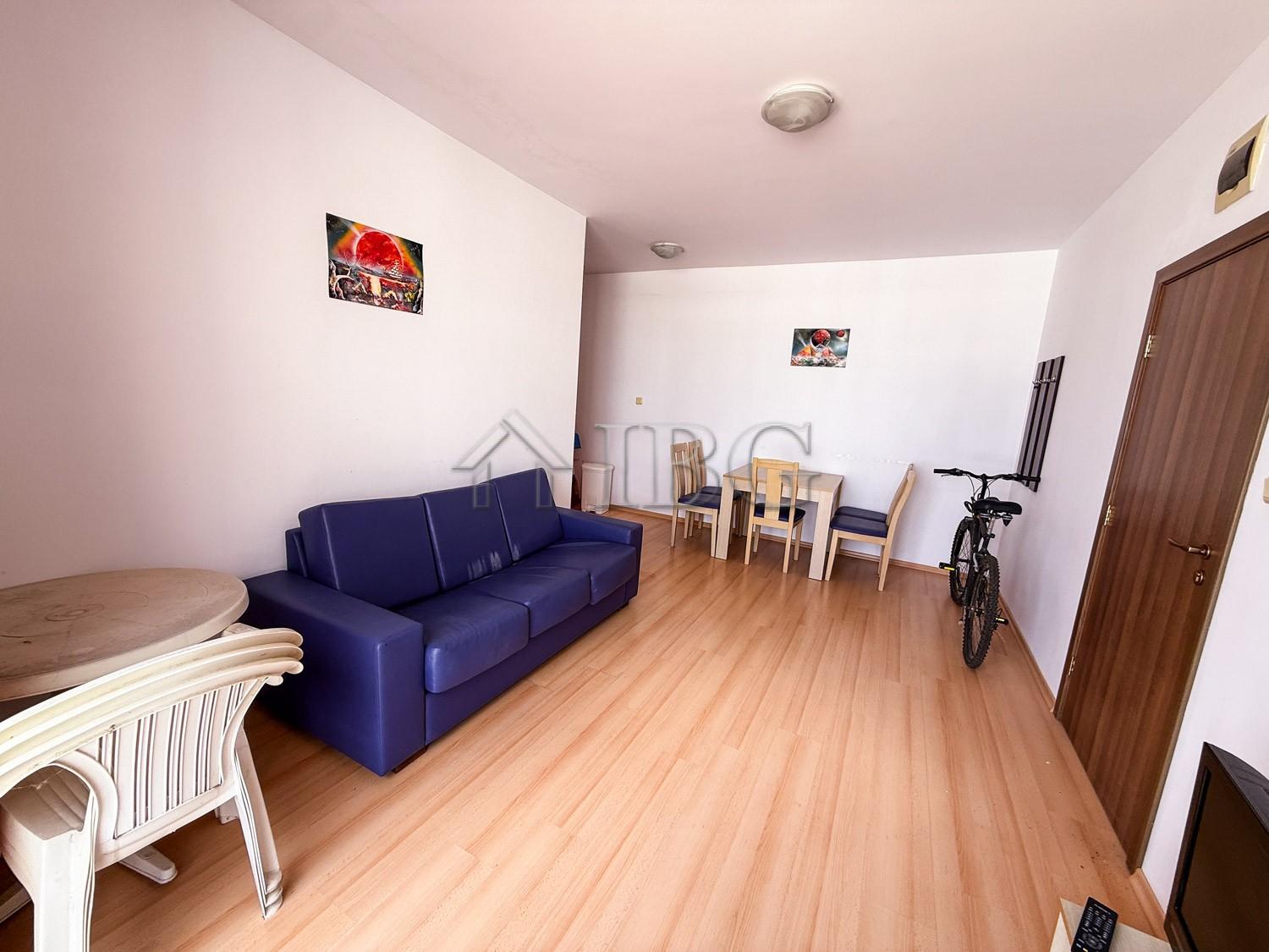 2-Bedroom Apartment with Pool View Sunny Day 6, Sunny Beach — photo 7 of 25