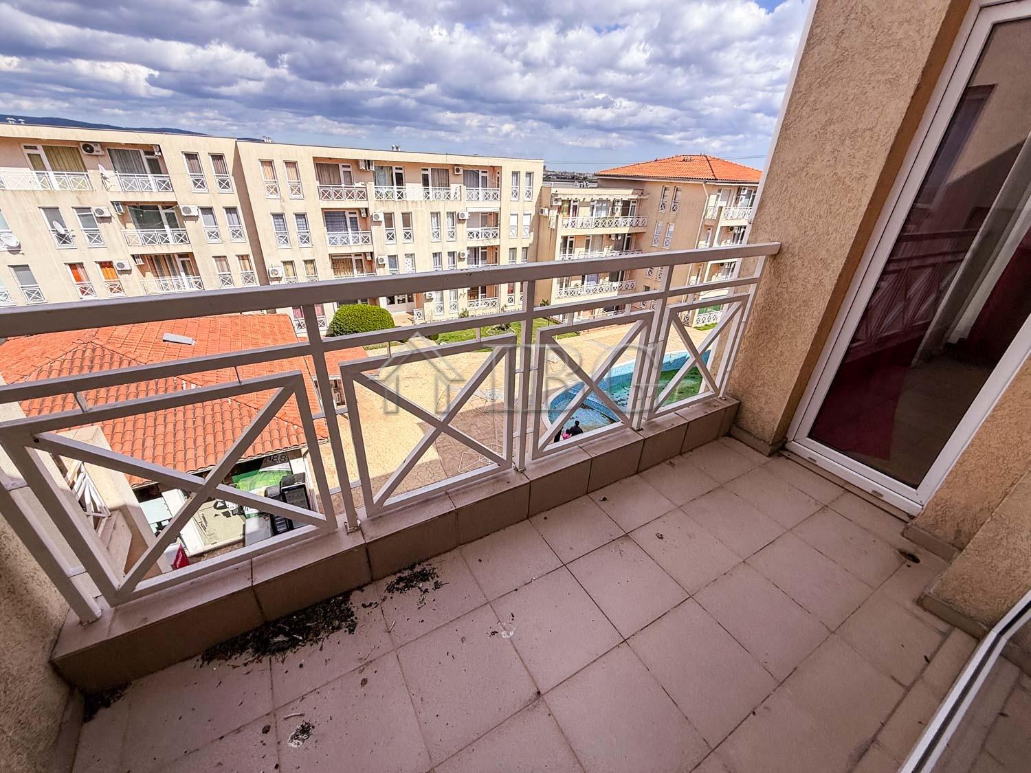 2-Bedroom Apartment with Pool View Sunny Day 6, Sunny Beach — photo 2