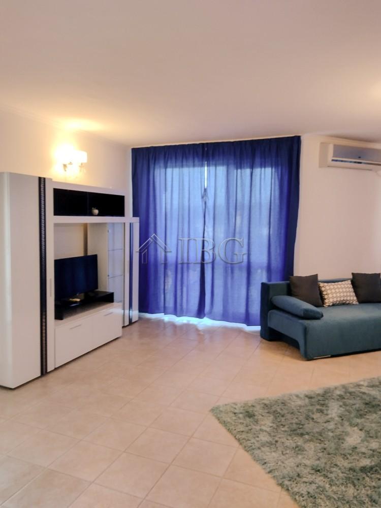 Stylish Renovated Sea View Maisonette — photo 23 of 25