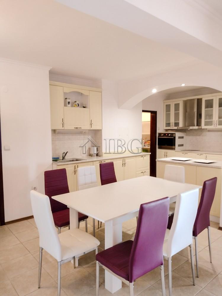 Stylish Renovated Sea View Maisonette — photo 8 of 25