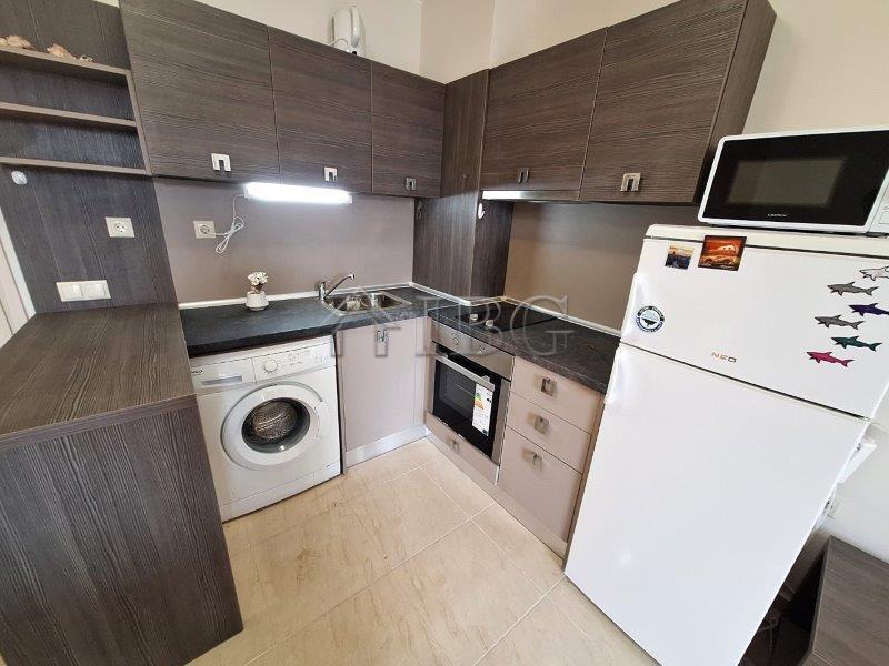 Pool View One-Bedroom Apartment in Star Dreams Complex, Sveti Vlas — photo 10 of 22