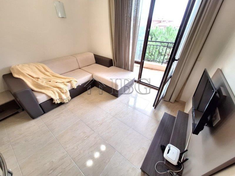 Pool View One-Bedroom Apartment in Star Dreams Complex, Sveti Vlas — photo 14 of 22