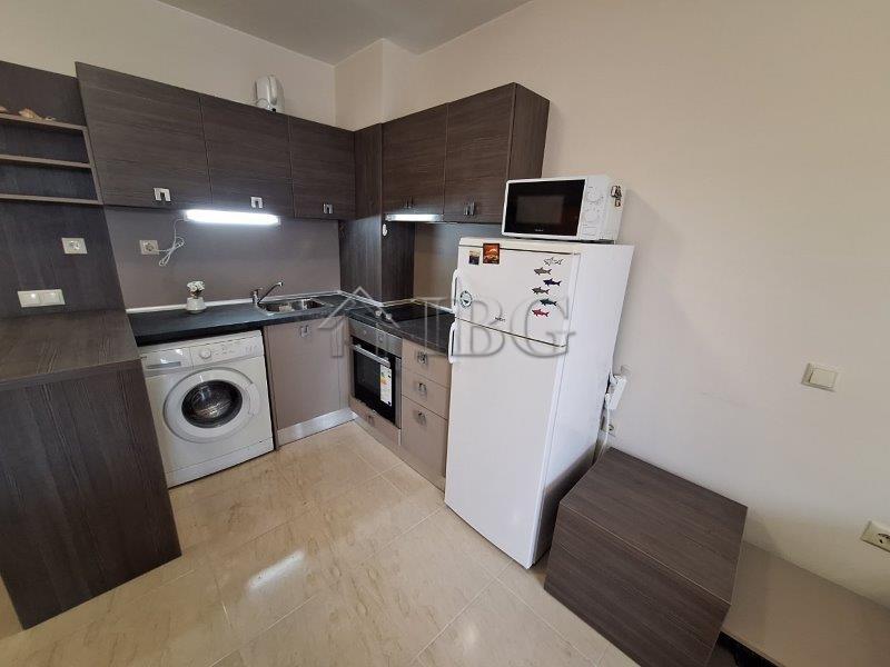 Pool View One-Bedroom Apartment in Star Dreams Complex, Sveti Vlas — photo 9 of 22