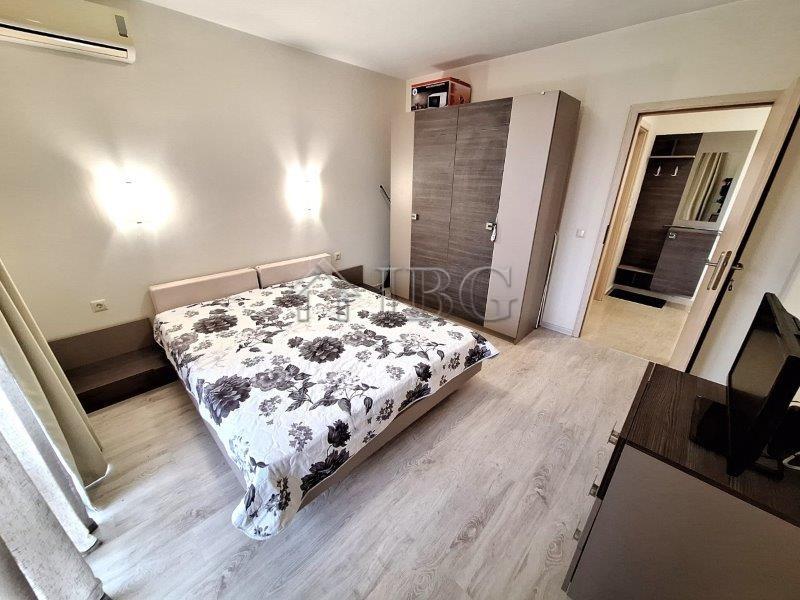 Pool View One-Bedroom Apartment in Star Dreams Complex, Sveti Vlas — photo 17 of 22