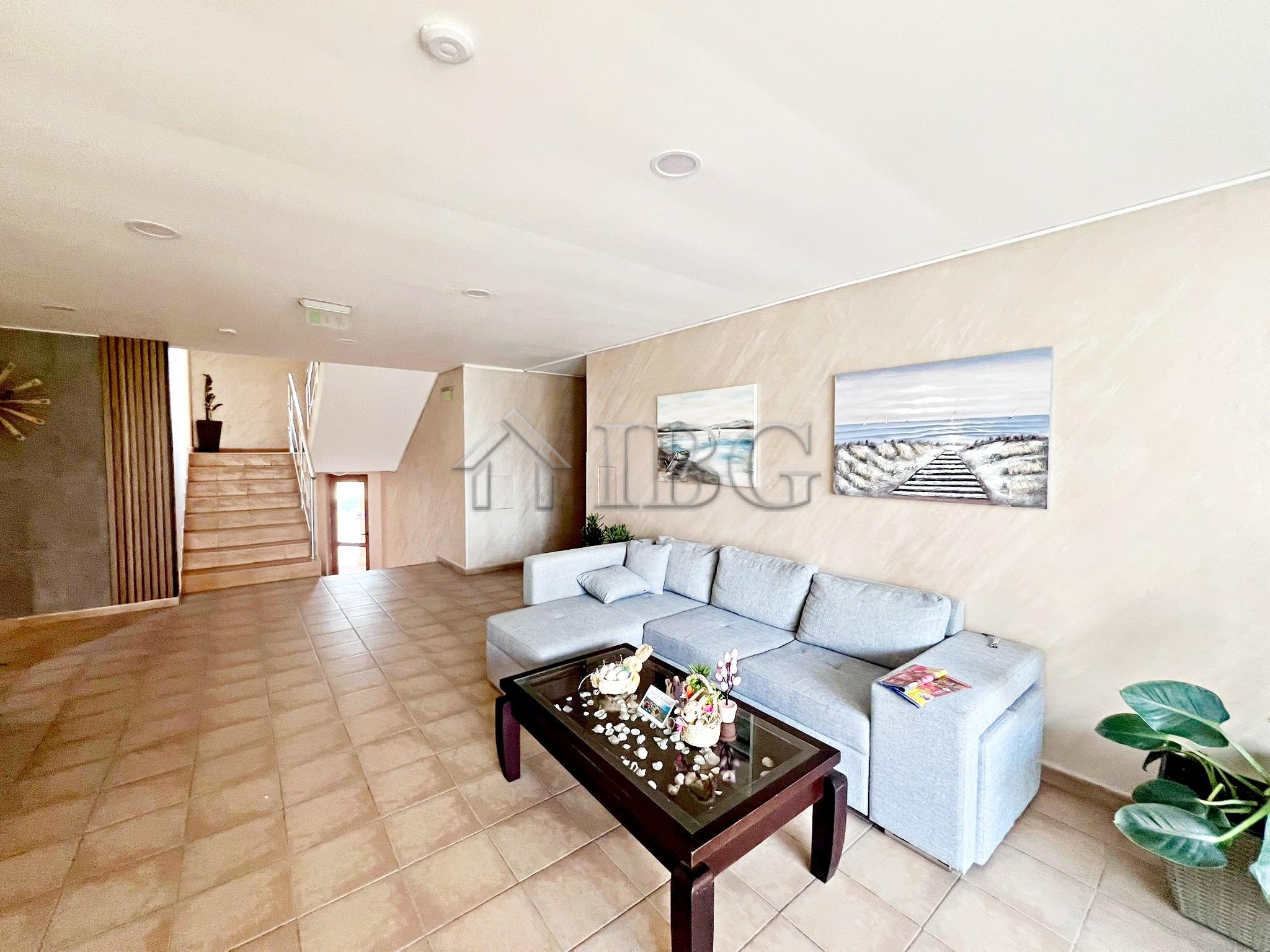 1-Bedroom Apartment with Brand new furniture and big balcony with Pool view in Amadeus 5, Sunny Beach Low Maintenance Fee — photo 24 of 24