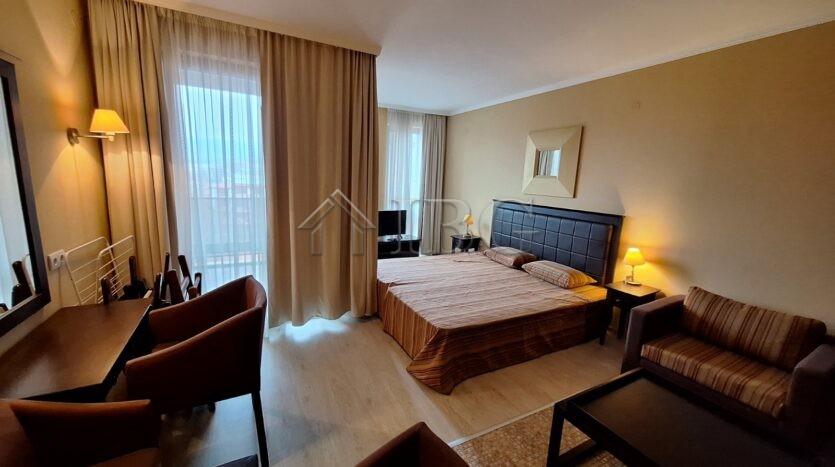 Spacious Studio with Mountain View Royal Beach Barcelo, Sunny Beach — photo 9 of 18
