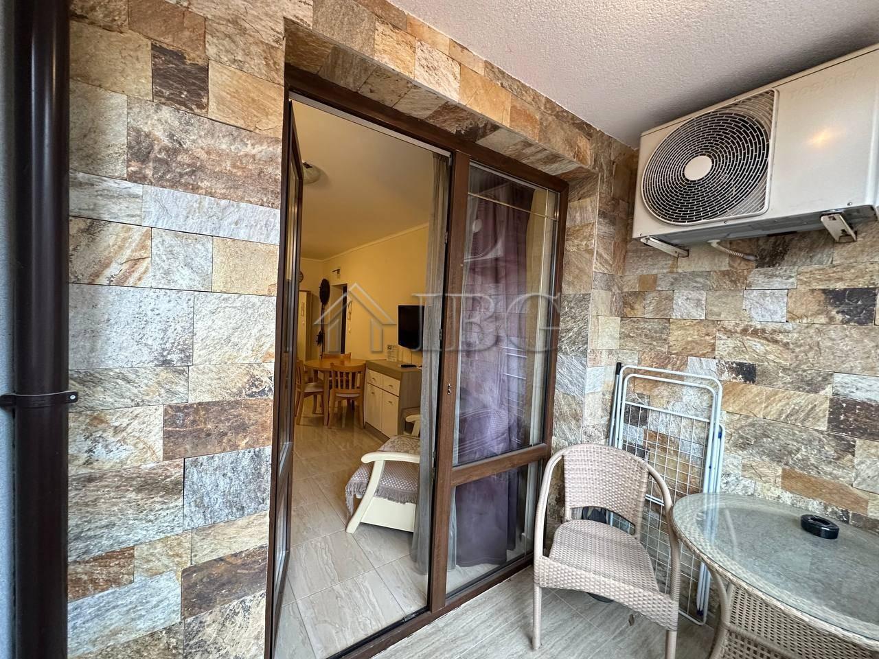 Spacious Studio Apartment with Balcony in Esteban SPA Complex, Nessebar — photo 5