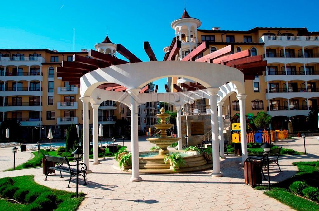 Apartment with 2 Bedrooms and 2 Bathrooms in Royal Sun, Sunny Beach — photo 20 of 25