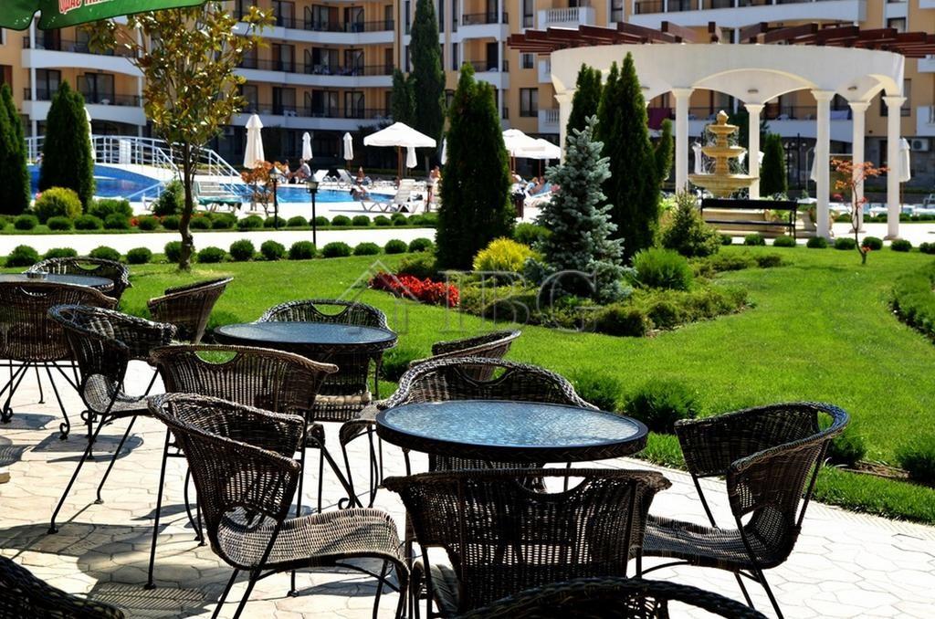 Apartment with 2 Bedrooms and 2 Bathrooms in Royal Sun, Sunny Beach — photo 17 of 25