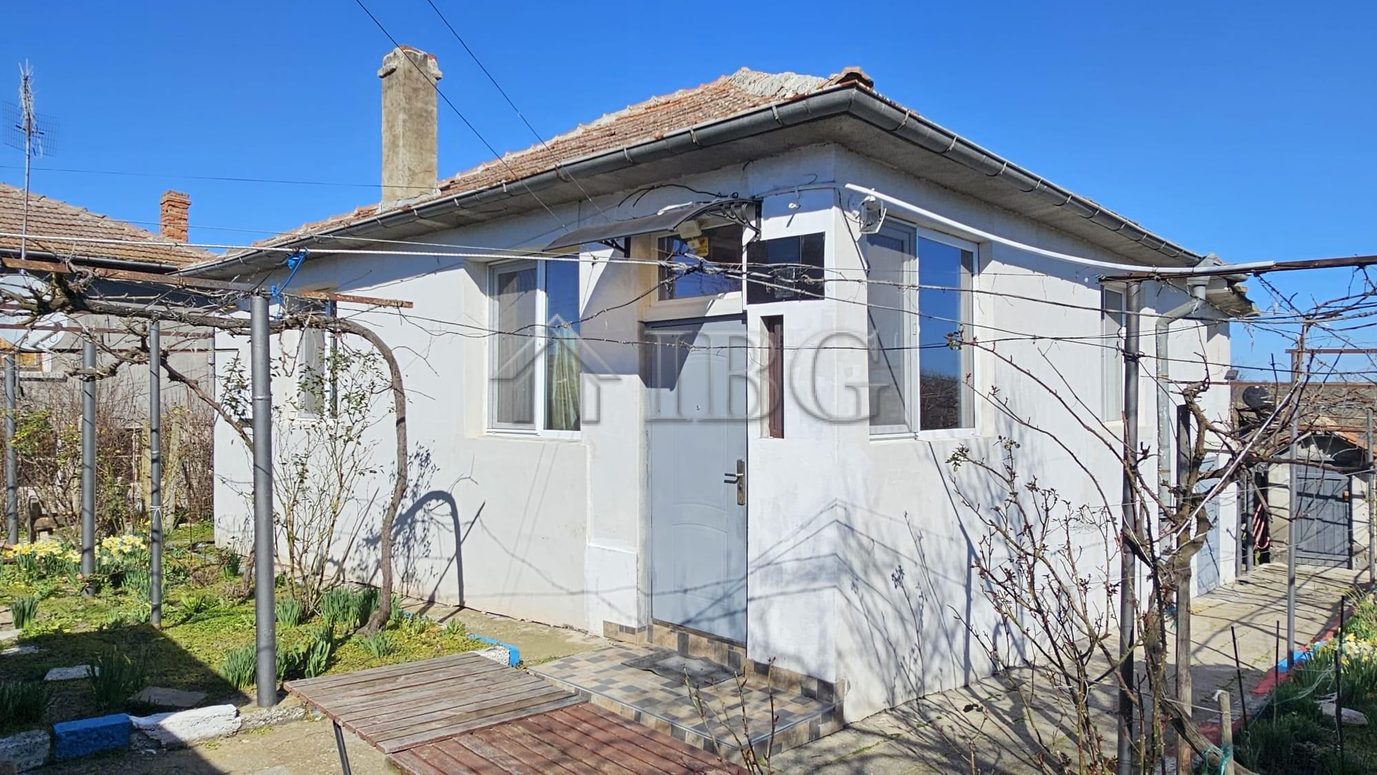 Renovated One-Storey House with 2 Bedrooms and 2 Bathrooms for Sale in Dyulevo Village, Burgas Region, Bulgaria — photo 19 of 25