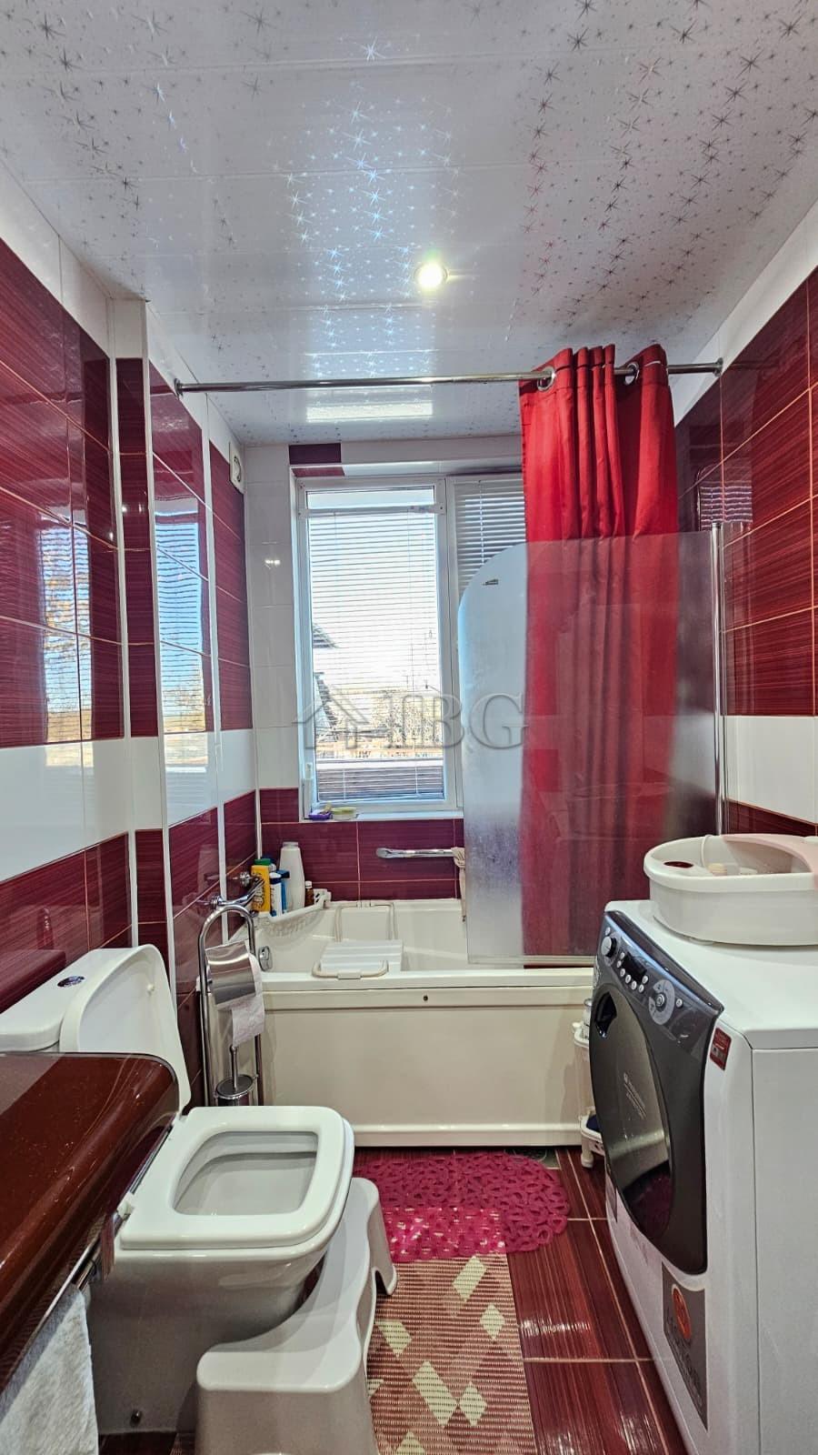 Renovated One-Storey House with 2 Bedrooms and 2 Bathrooms for Sale in Dyulevo Village, Burgas Region, Bulgaria — photo 11 of 25
