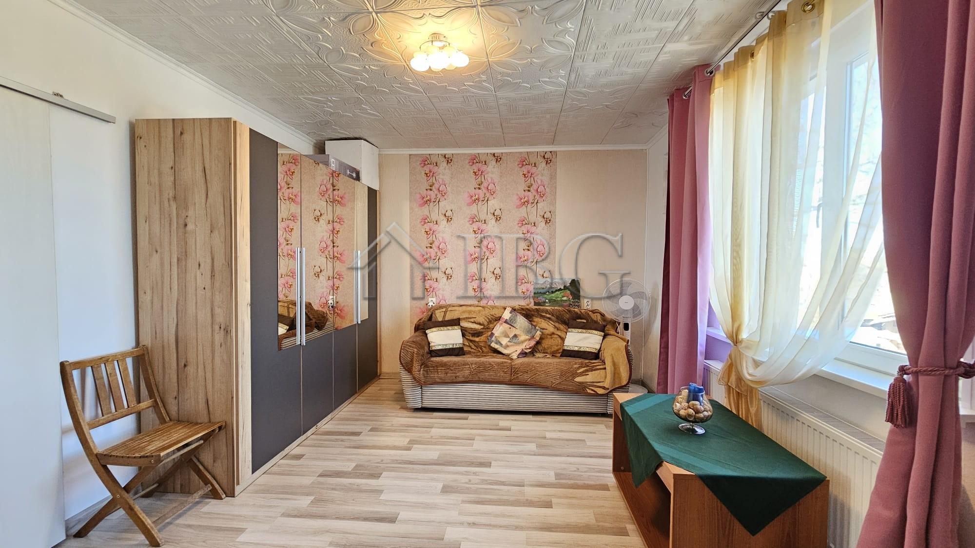 Renovated One-Storey House with 2 Bedrooms and 2 Bathrooms for Sale in Dyulevo Village, Burgas Region, Bulgaria — photo 13 of 25