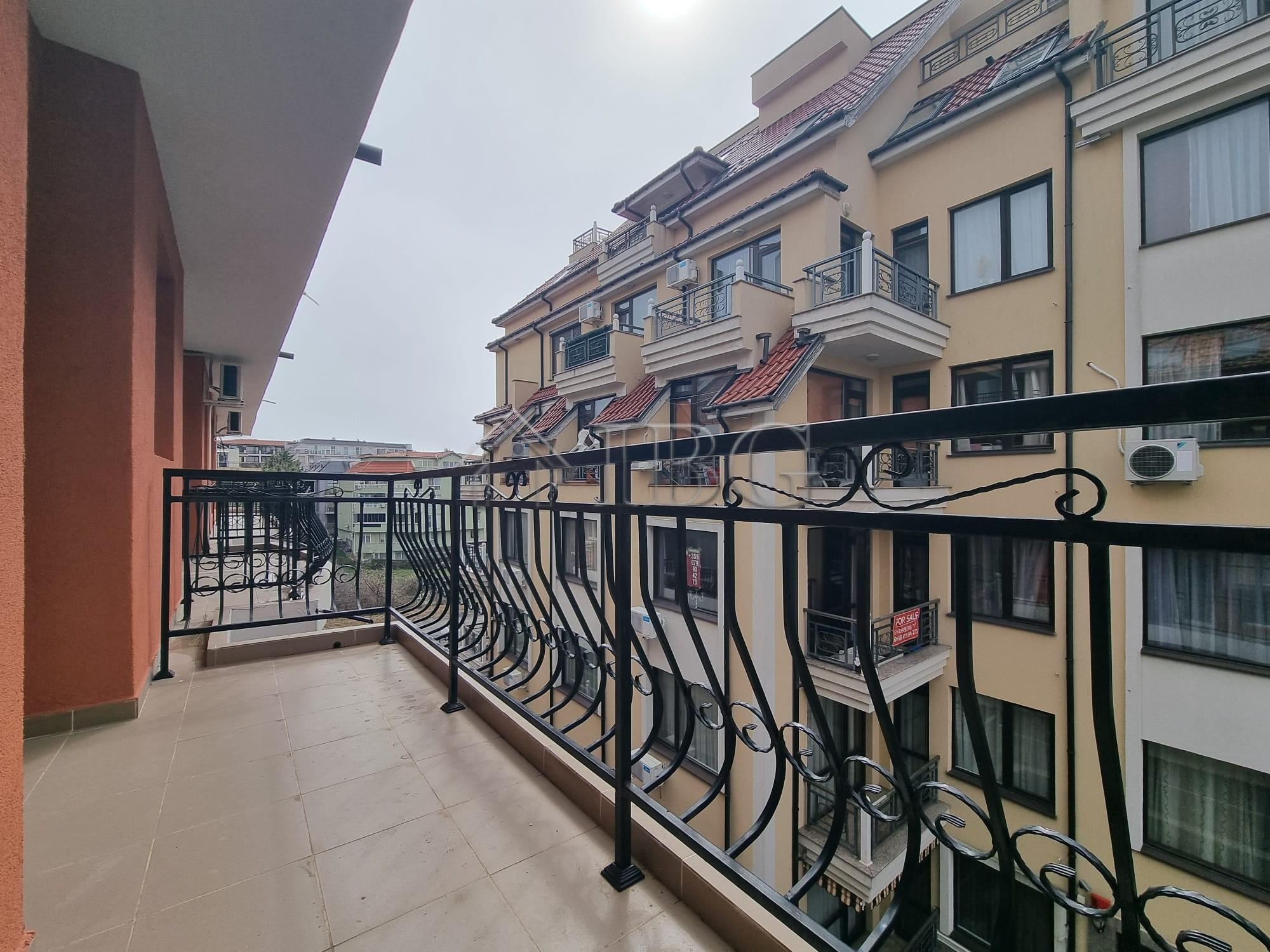 New 1-Bedroom Apartment with No Maintenance Fee Villa Venezia, Sveti Vlas — photo 5