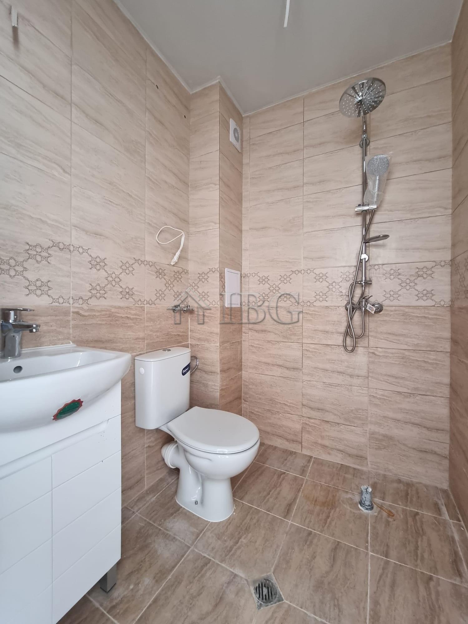 New 1-Bedroom Apartment with No Maintenance Fee Villa Venezia, Sveti Vlas — photo 12 of 14