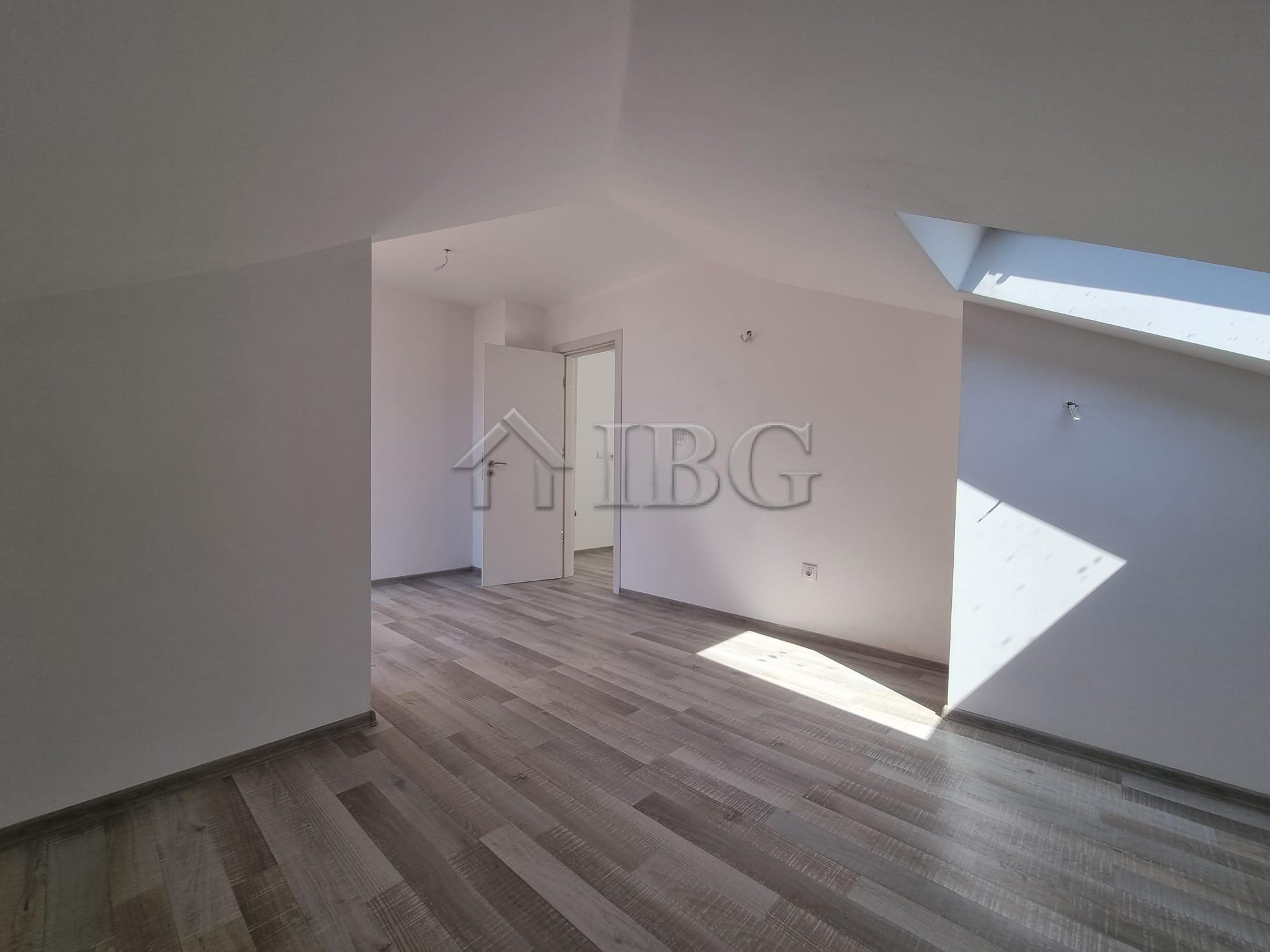 New 1-Bedroom Apartment with No Maintenance Fee Villa Venezia — photo 10 of 15