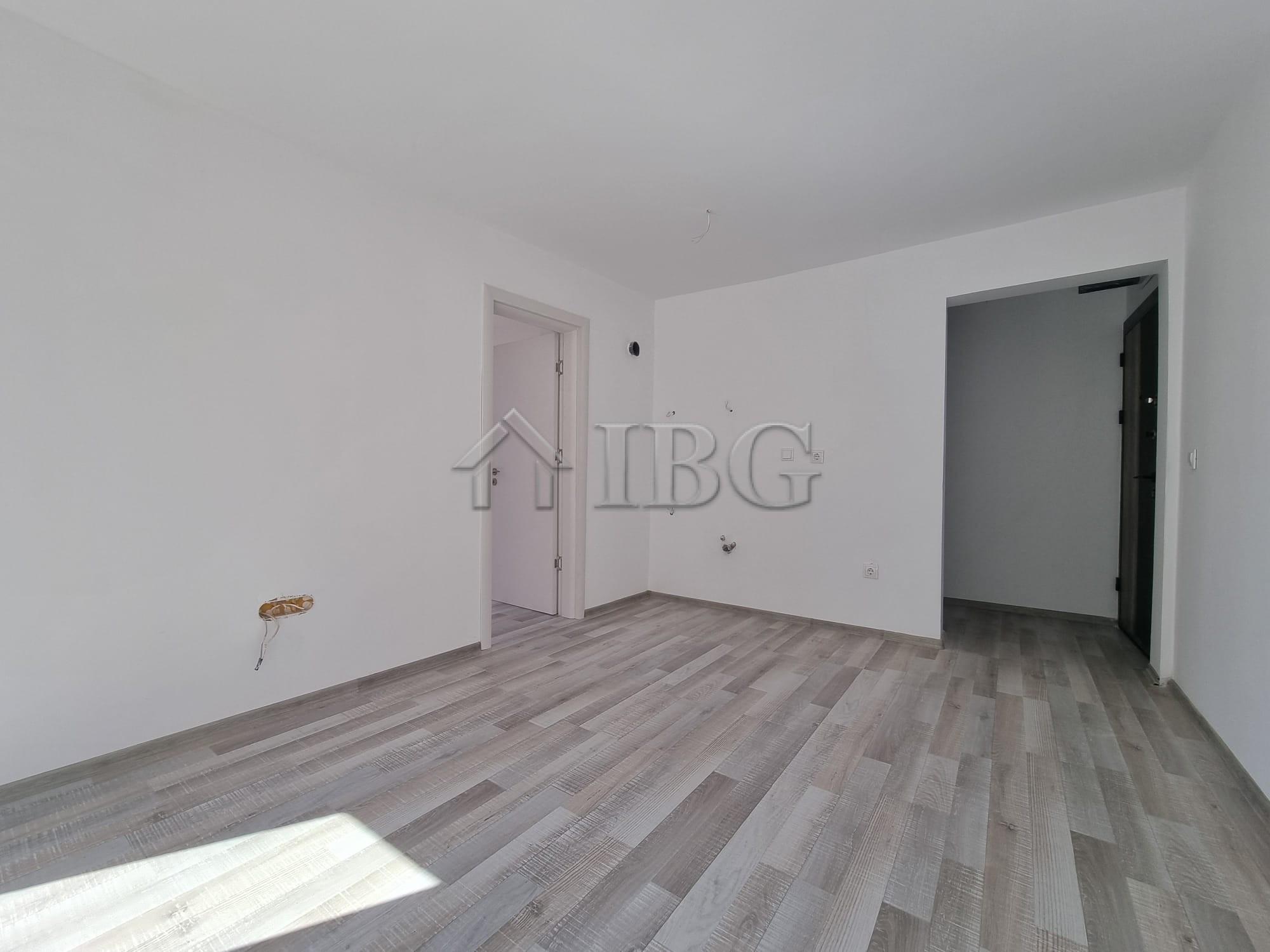 New 1-Bedroom Apartment with No Maintenance Fee Villa Venezia — photo 8 of 15