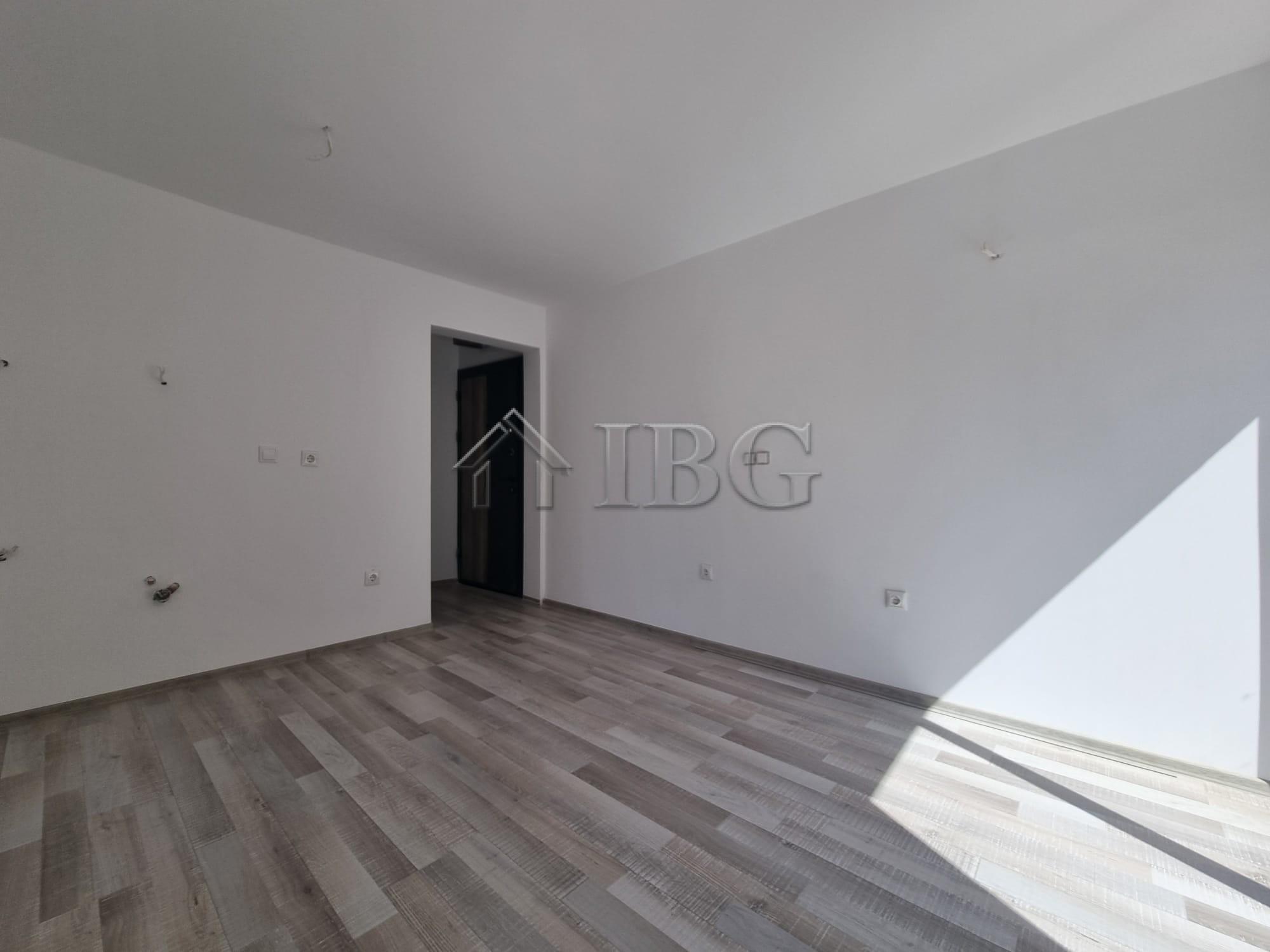 New 1-Bedroom Apartment with No Maintenance Fee Villa Venezia — photo 9 of 15