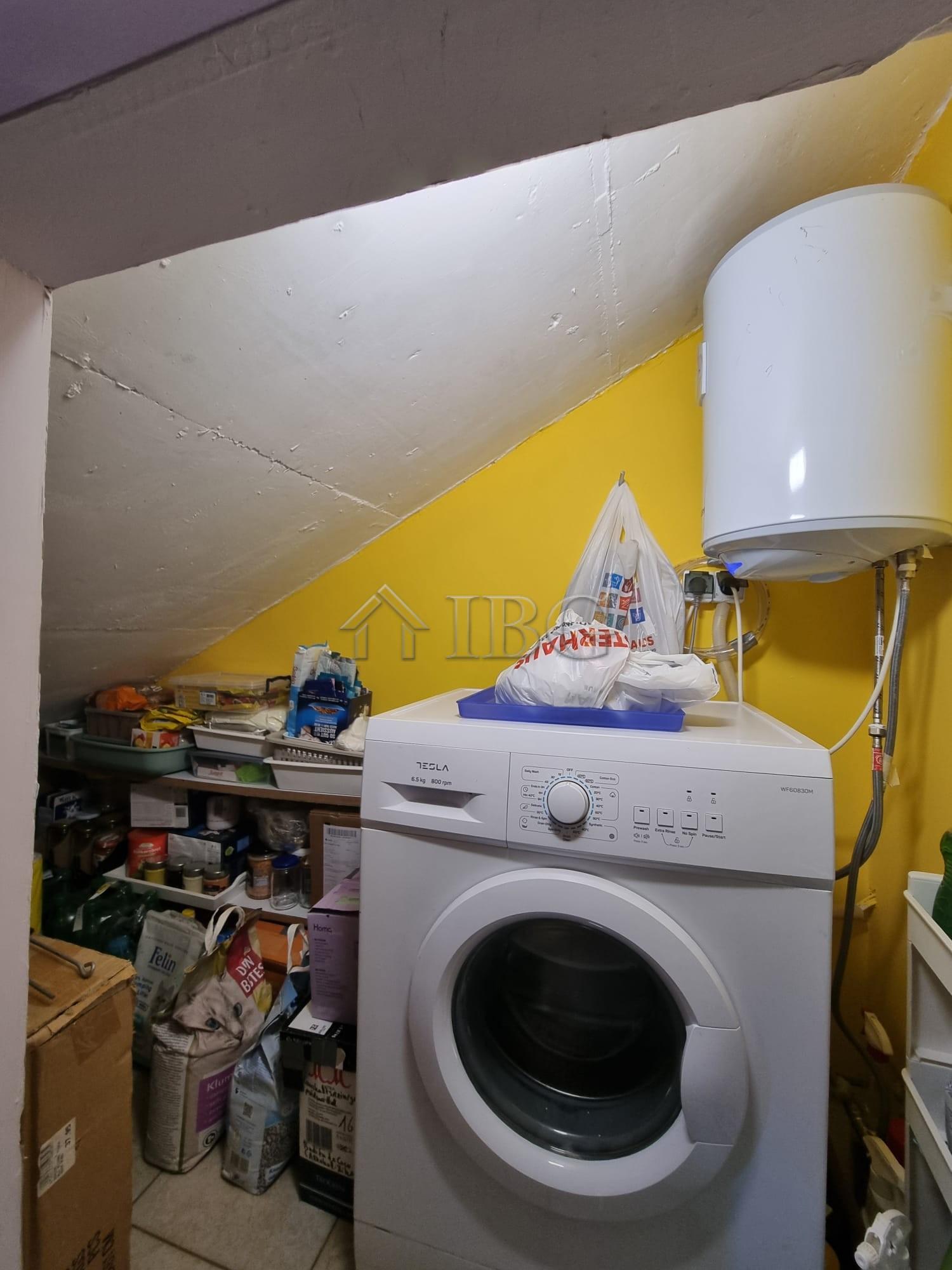Spacious 4-Bedroom House with Garden Kosharitsa — photo 21 of 25