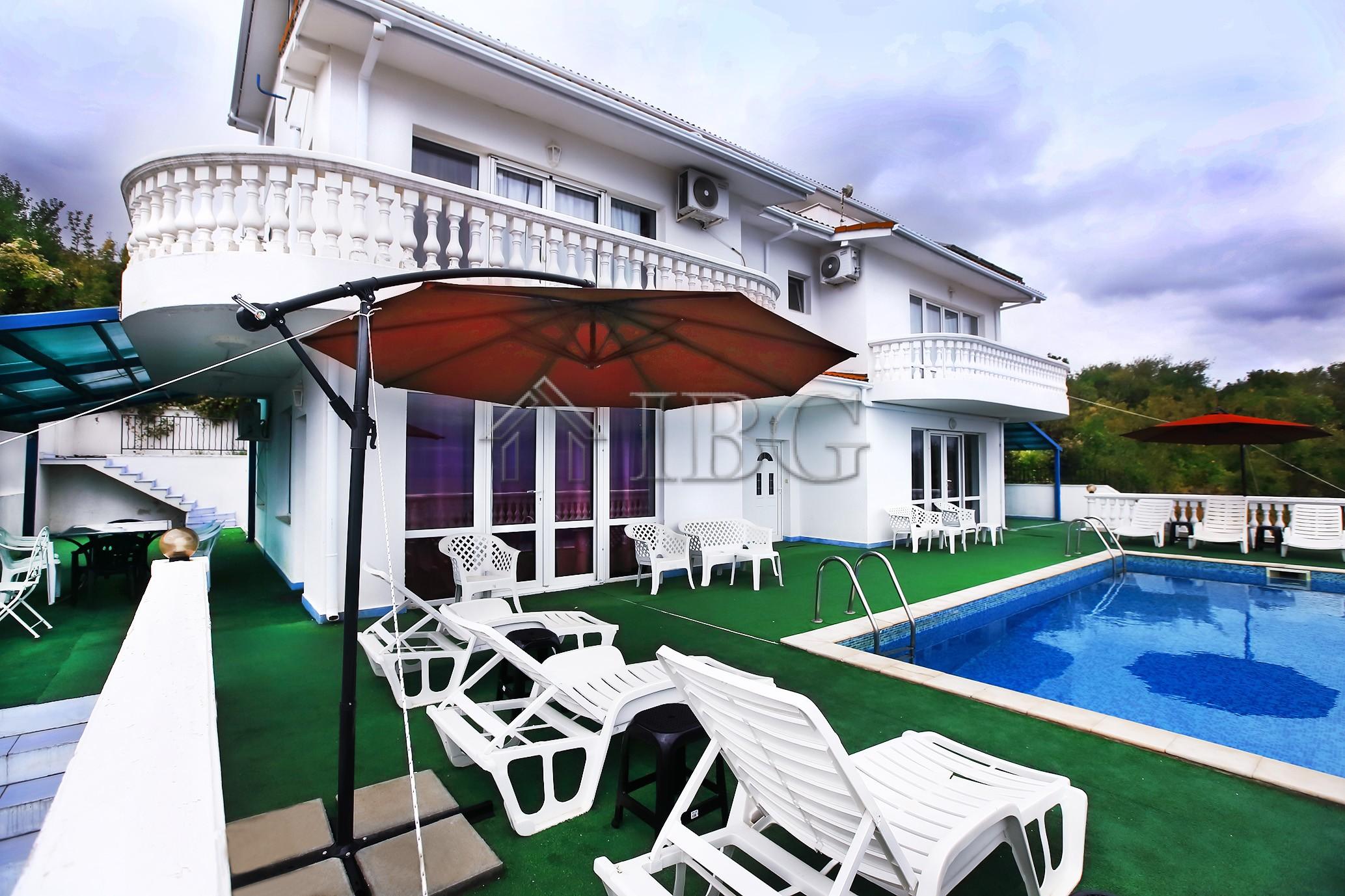 Villa Sorrento Italiana - Luxury Sea View Villa with Pool, Garages and Two Independent Residences — photo 3