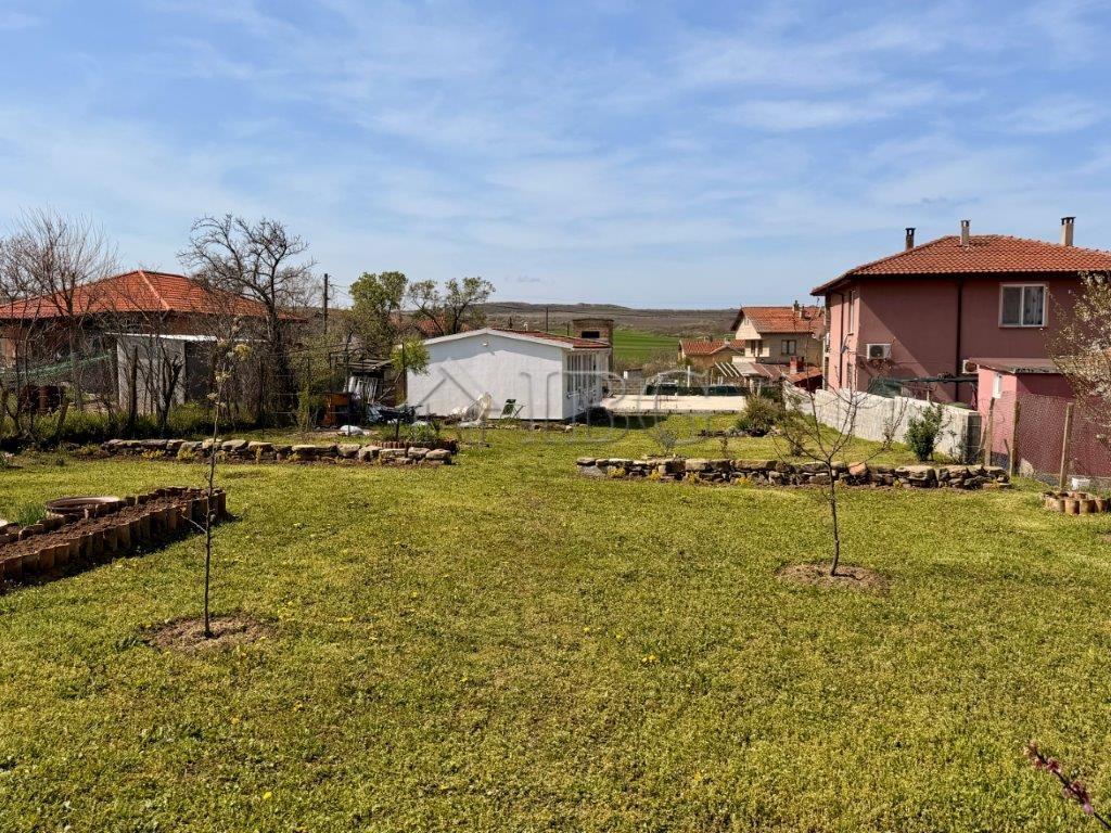 Plot with Temporary Living Unit & Building Permit Poroy - 15 min to Sunny Beach — photo 11 of 15