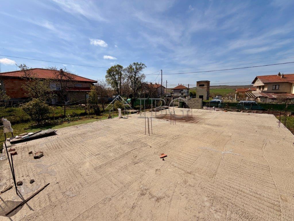 Plot with Temporary Living Unit & Building Permit Poroy - 15 min to Sunny Beach — photo 13 of 15