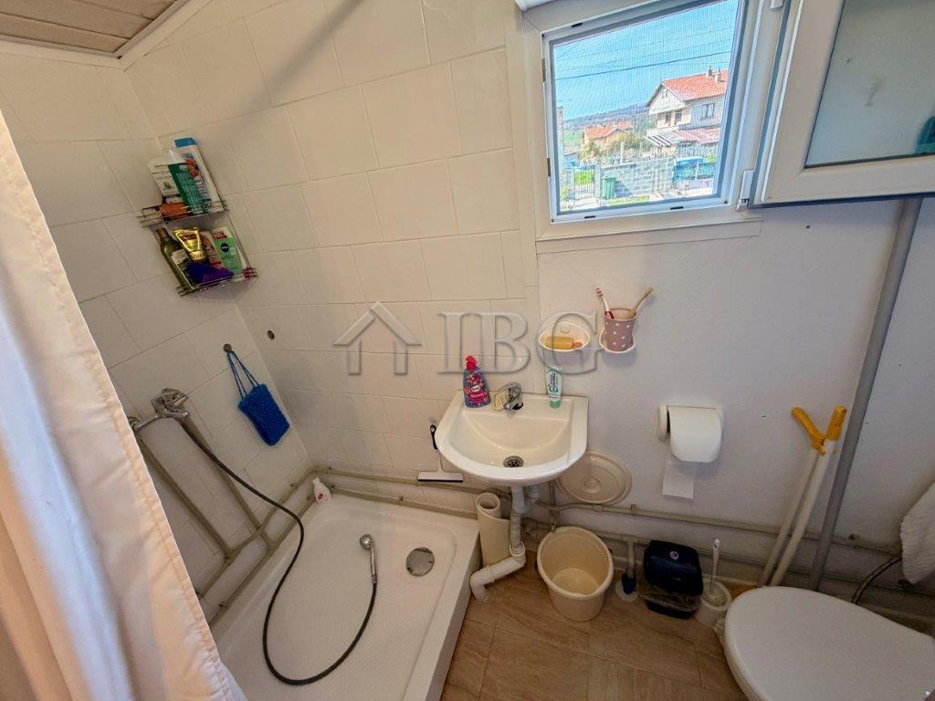 Plot with Temporary Living Unit & Building Permit Poroy - 15 min to Sunny Beach — photo 7 of 15
