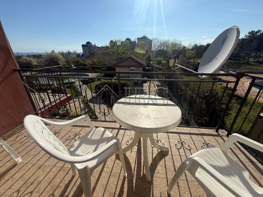1-Bedroom Apartment with Sea and Pool View Yalta Complex — photo 5