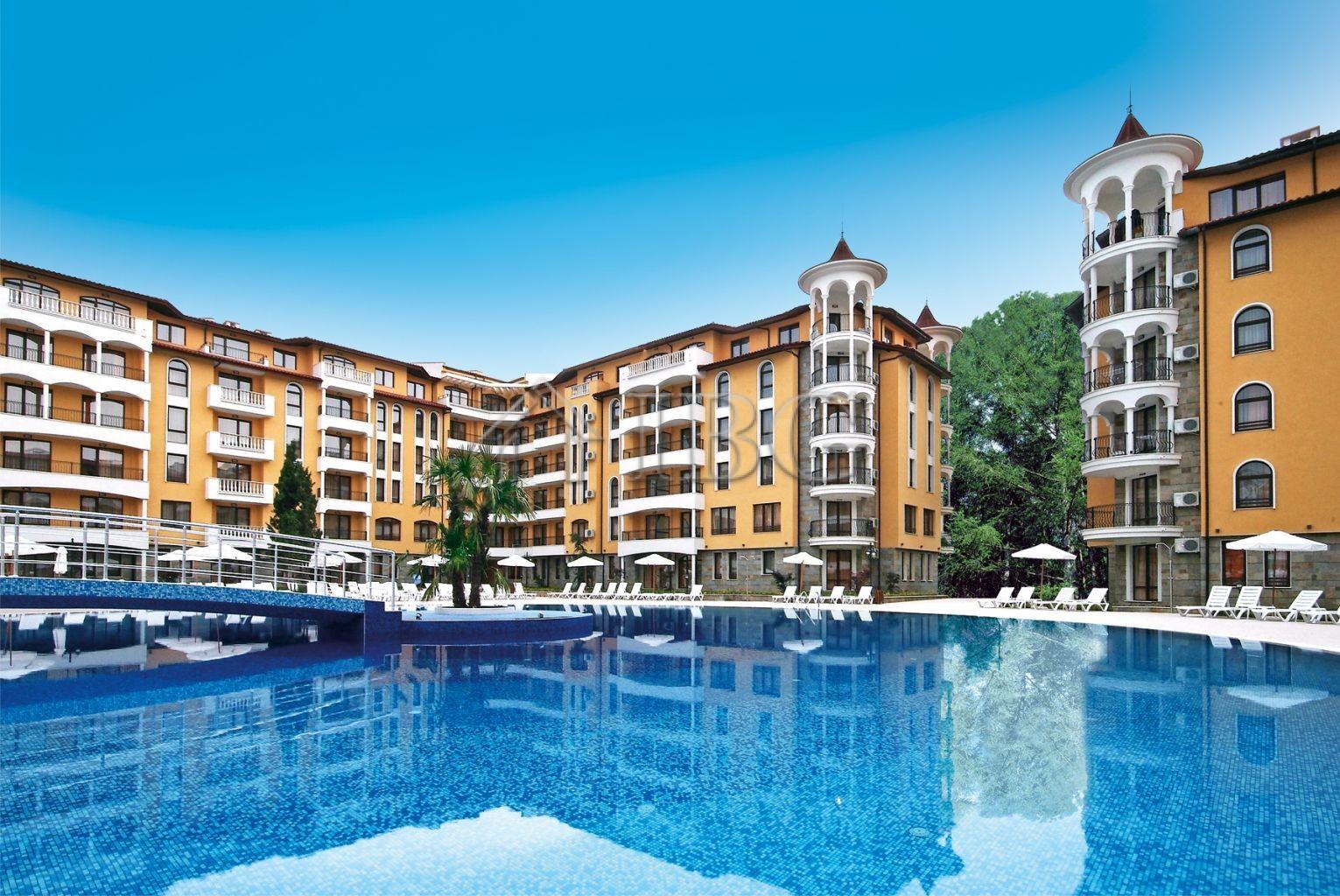 1-Bedroom Apartment with Pool View Royal Sun, Sunny Beach — photo 16 of 20